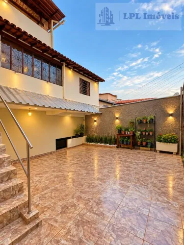 Casa para Venda em Sarzedo, Brasilia, 4 dormitórios, 1 suíte, 2 banheiros, 2 vagas