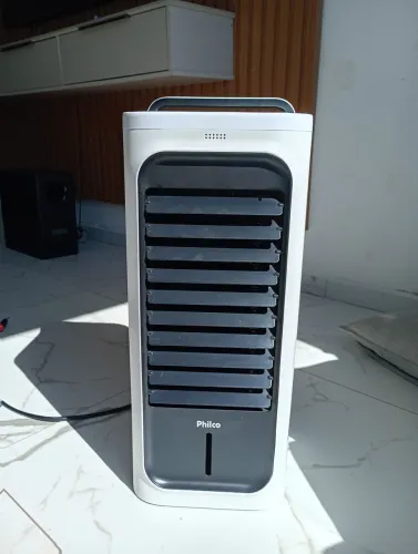 Aquecedor e Climatizador Philco PCL10QF  Semi-novo, ótimo estado