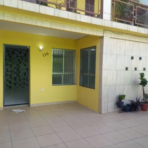 Casa Térrea Independente 2 Quartos Próxima a Jardim Camburi