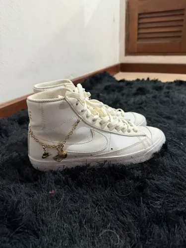 Tênis Nike Blazer 