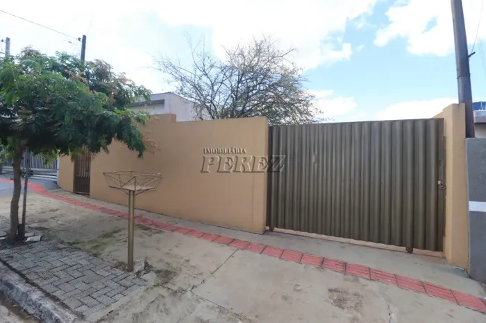 Casa para alugar na região oeste de Londrina - Parque Universidade