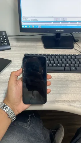 iPhone 11 64