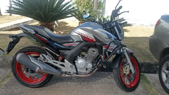 honda, cb twiter 250 ano 2021, pneus novos, ipva pago