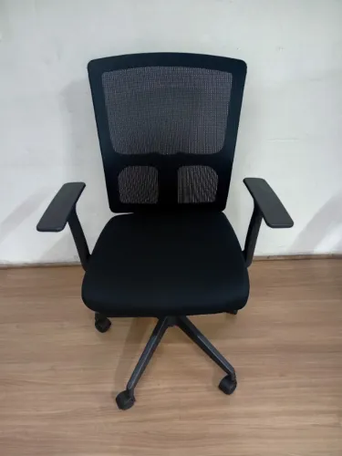 Cadeira de Escritório Diretor Tela Mesh 