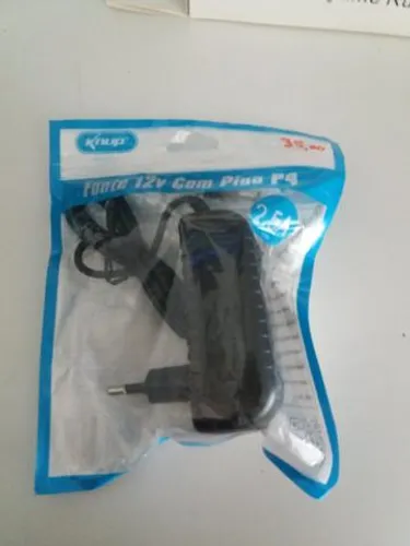 Fonte 12 volts com pino p4