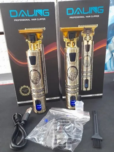 Máquina de cabelo e barbeador sem fio ( entrega grátis)