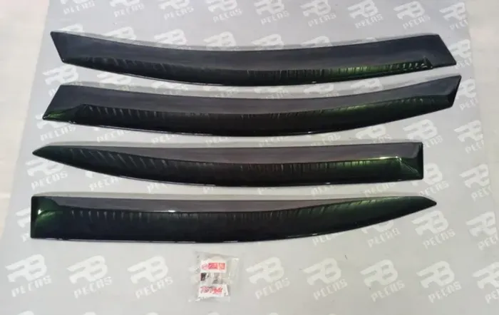 Calha de chuva Honda Civic Hrv Fit city Wrv g10