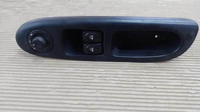 Comando Vidro Elétrico D.e Retrovisor Symbol