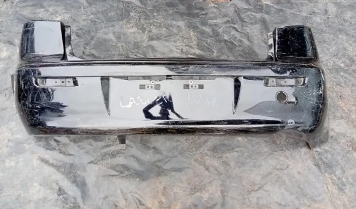 Parachoque Traseiro Preto Lancer 2009 a 2016 com detalhe