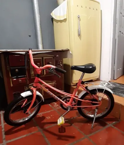 Bicicleta infantil antiga caloi