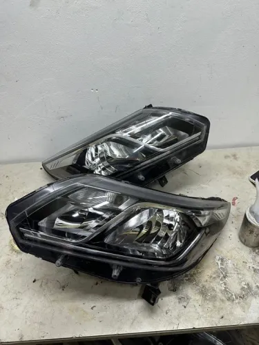 Par de farol s10 com led 2017/2023 sem recuperaçao