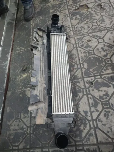 Intercooler Mercedes Benz cgi <br>Valor 1200