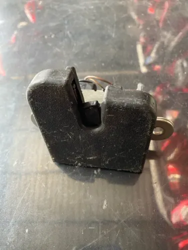 Fechadura Porta Malas Volkswagen Fox Up 2015 A 2020 Original