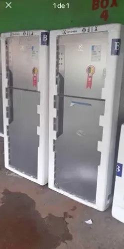 Geladeira inox freezer espaçoso