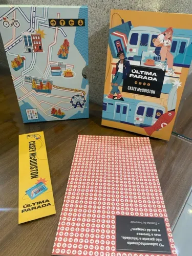 Livro Última Parada Clube TAG