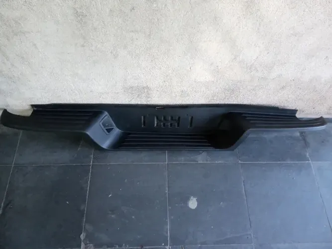Moldura Parachoque Traseiro Ford Ranger 2011 A 2015 