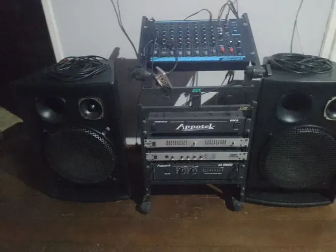 Som Profissional 8 vias