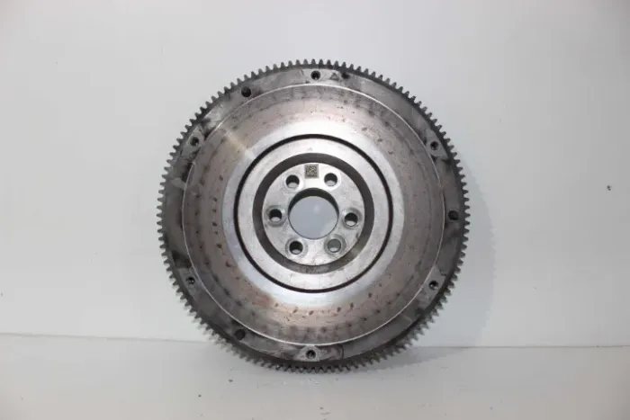 Volante Motor 1.6 16v Msi Gol Voyage Saveiro Fox 04e105269e