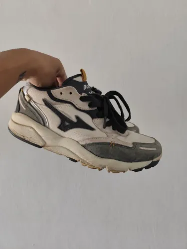 Tênis Mizuno Sky Medal B,