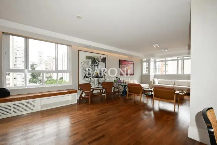 Baroni Imóveis, imobiliária em Moema, especializada em compra e venda de imóveis residenci