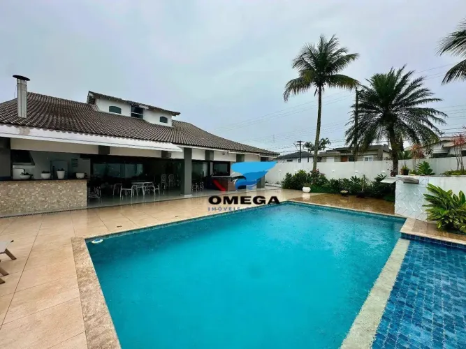 Casa à venda em Condomínio Jardim Acapulco | Omega Imóveis