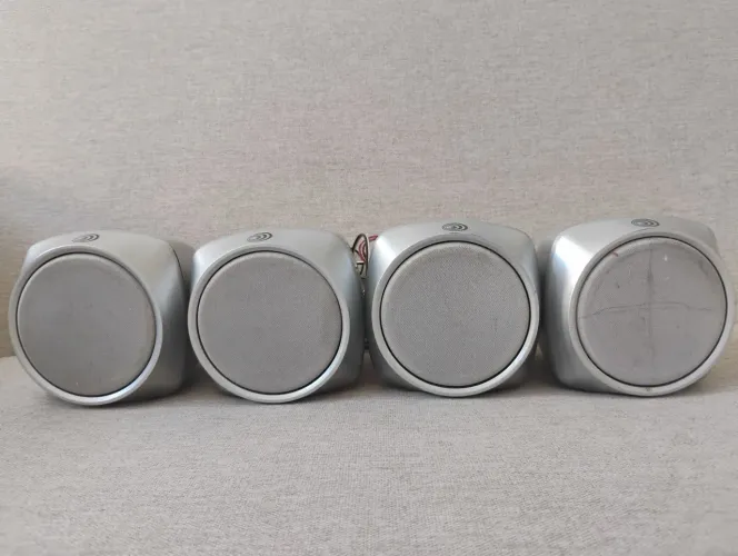 Par de Caixas de Som Satélite Gradiente Home Theater FS-420 / SS-420 - 6 Ohms