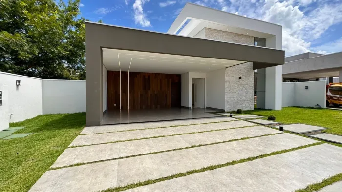 Casa térrea em condomínio beira lago caribe Resort