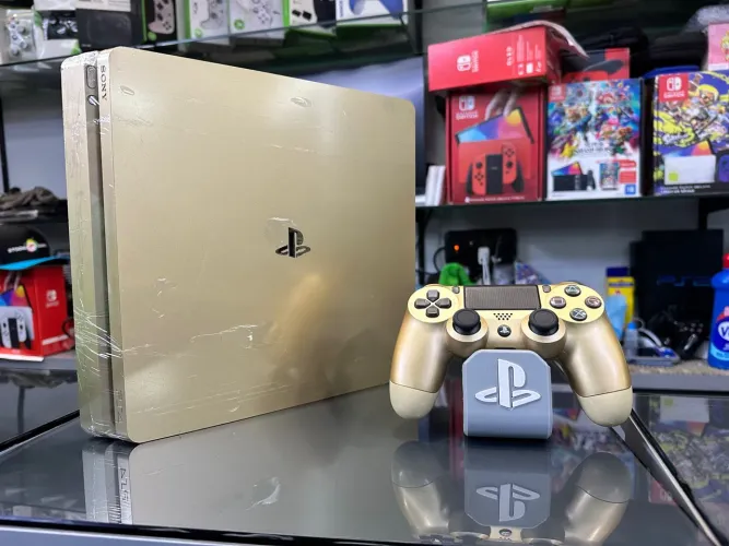 PlayStation 4 gold Desbloqueado GoldHEN cheio de jogos - Edição Limitada - 