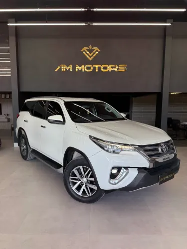 Toyota Hilux SW4 SRX 4X4 2.8 TDI 16V Dies. Aut. 2019