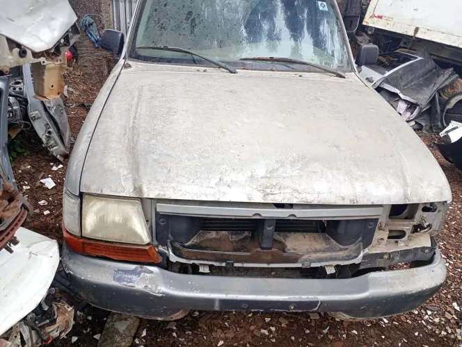 Capô Ford ranger 2000