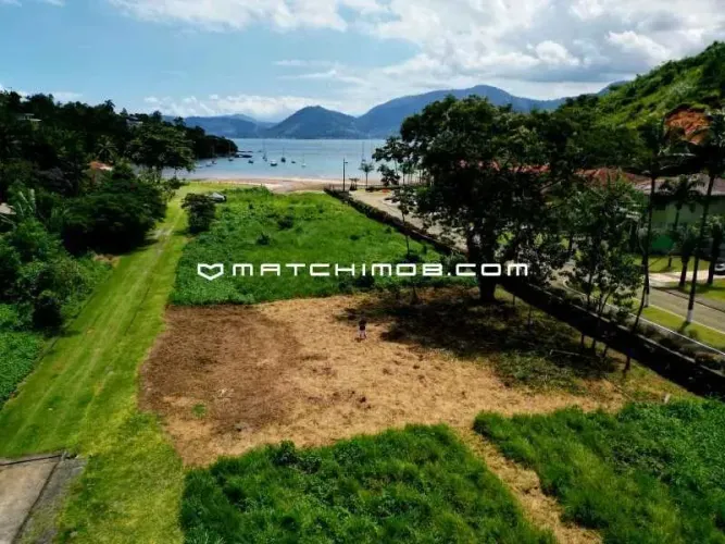 Terreno à venda no Condomínio Praia da Tartaruga - Angra dos Reis