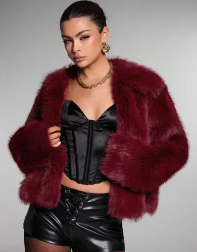 casaco de pelos vinho|bordô
