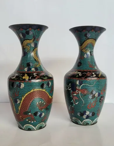 Par de Vasos Antigos Chineses Cloisonné - Dinastia Qing (1880-1920)