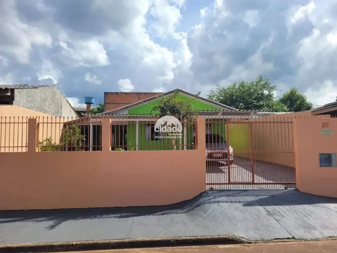 Casa à venda, 3 quartos, 2 vagas, Interlagos - Cascavel/Pr