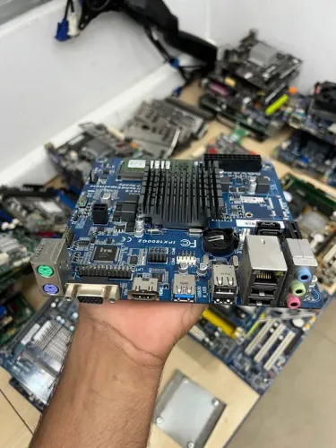 Placa-Mãe Pcwate ipx1800g2