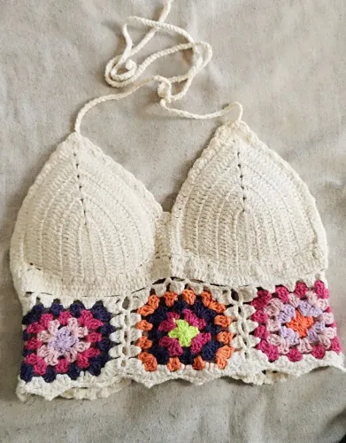Croped Em Crochê Floral Novo