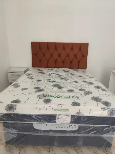 CAMA BOX MOLAS ENSACADAS + PAINEL