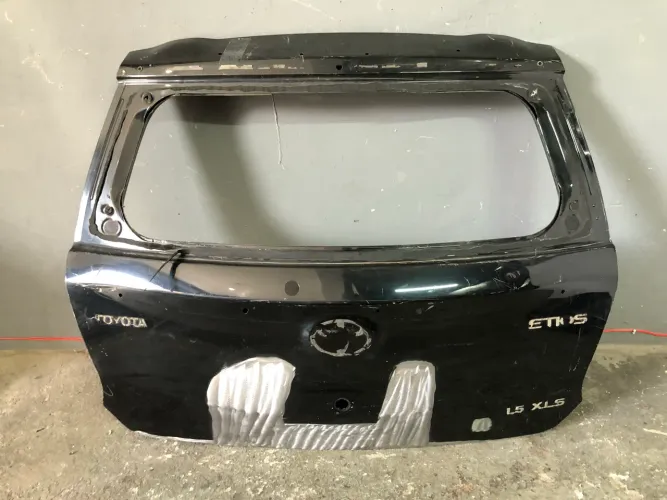 Tampa Traseira Toyota Etios Hatch 2013 2014 2015 Á 2021 