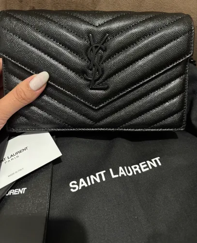 Bolsa Yves saint laurent Cassandre envelope all black