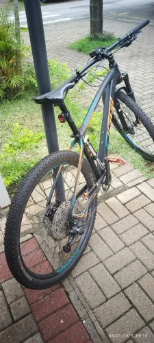 BICICLETA OGGGI 7.2 ZERADA ARO 29 .TAM. 17