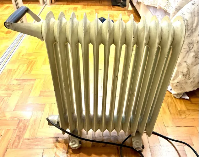 Aquecedor Elétrico Portátil
