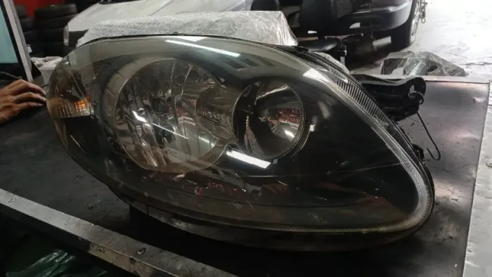 Farol Novo Palio sporting mascara negra ld
