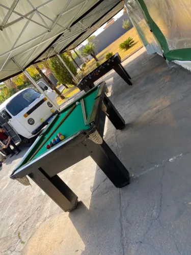 Mesa de toto + sinuca aluguel de brinquedos para festas 