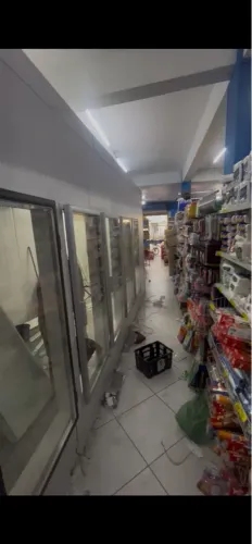 Geladeira, câmara com porta de vidro 