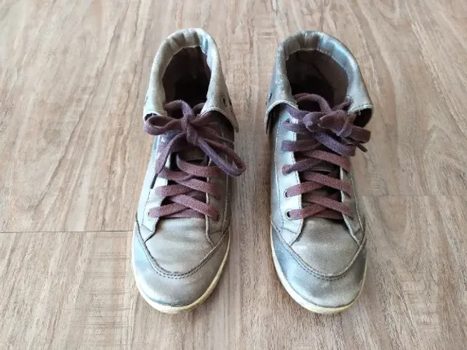 Tênis casual/Sapatênis 2 em 1,que vira botinha Side Walk, nro 35, cor beje.