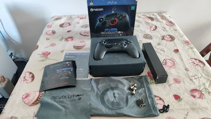 Nacon Revolution Pro Controller 2