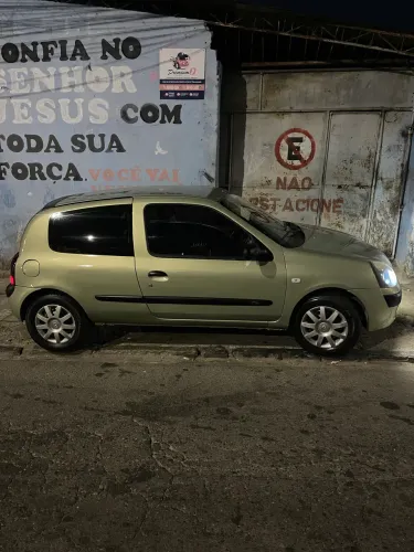 Renault Clio Authentique 1.0/1.0 Hi-power 16V 3P 2004