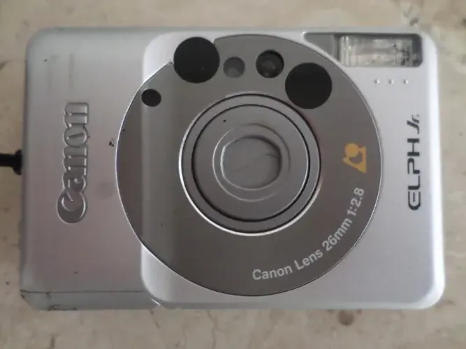 Câmera Analógica Canon  (Colecionadores)