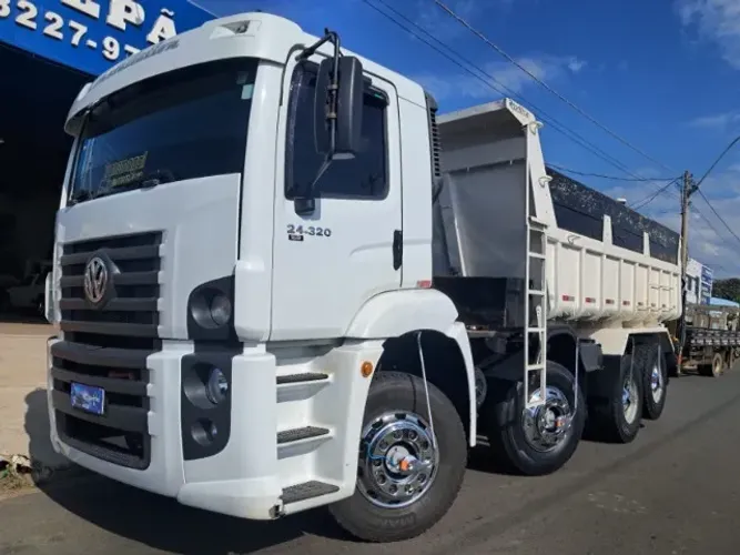 VW 24.320 CRM 8X2 Caçamba 15 M³ - (2012)