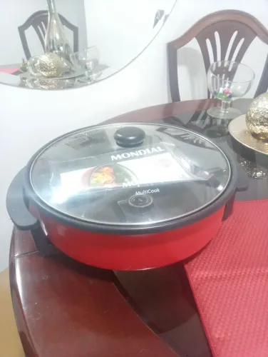 Panela Elétrica Redonda MONDIAL Multicook - Vermelha